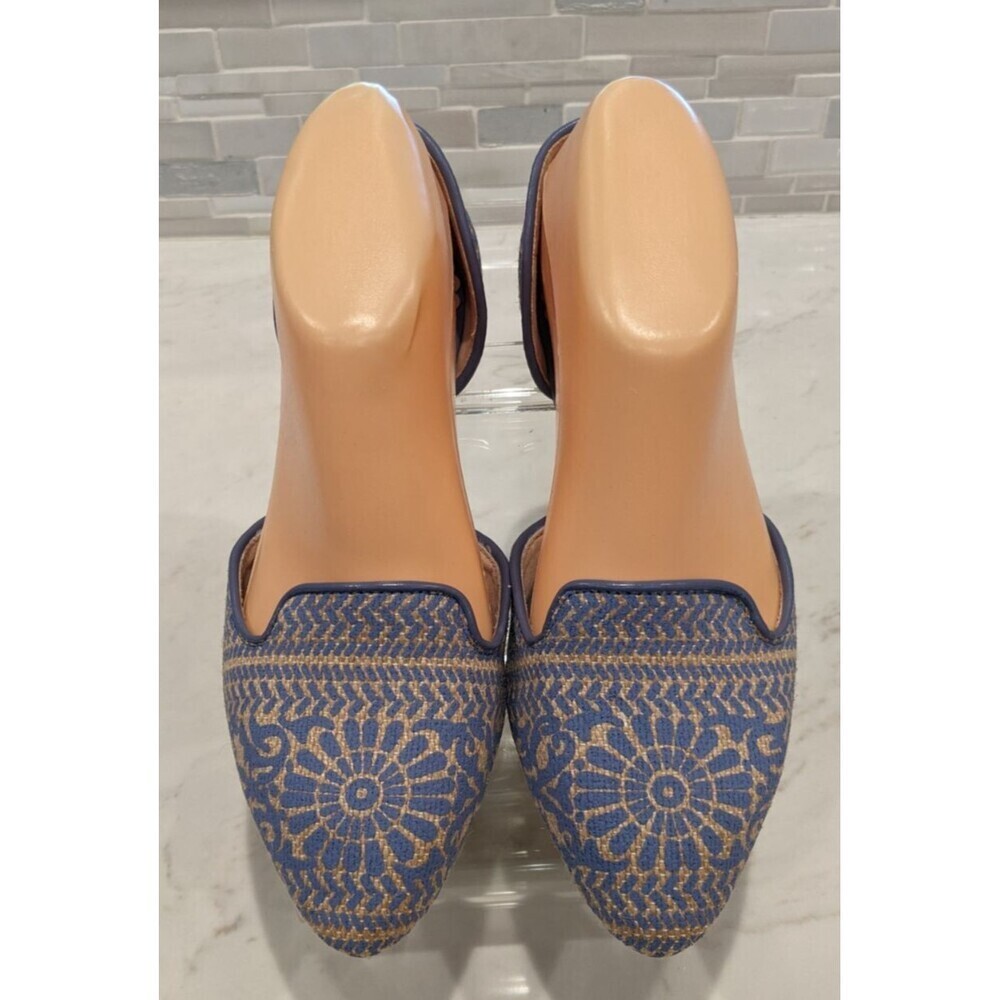 SOFT SURROUNDINGS Amelia D'orsay Medallion Blue/Gold Flats Shoes Size 6